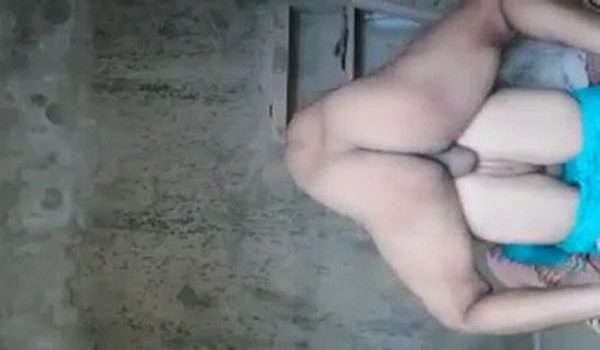 Pakistani Jeeja Ne Apnee Padosi Patni Ko Choda