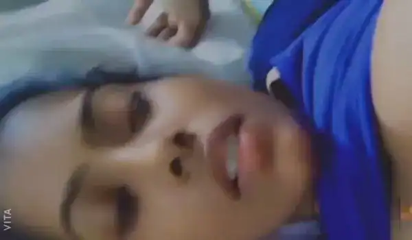 Desi Girl Sucking Cock And Getting Fucked