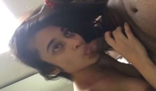 Desi Girlfriend’s Awesome Dick Sucking And Riding
