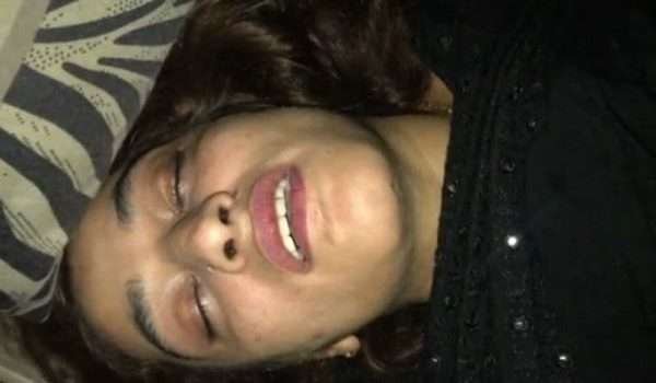 Pakistani Ladki Ki Clear Chikni Chut Ki Chudai Huyi