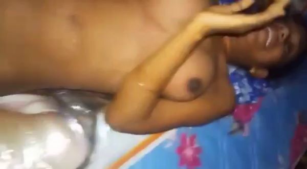 Gaon Ke Ladki Camera Dekh Kar Dekhkar Sex Karne