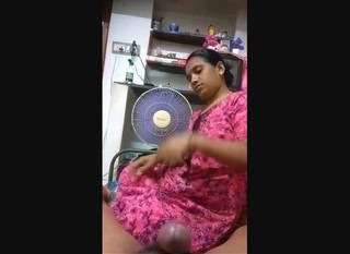 Married Mature Bhabhi Giving Blowjob