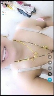 Mom Makes A Video Call In A Sexy Mood In The Bathroom