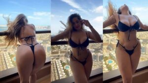 Aditi Mistry Bikini Dress Mein Apna Sexy Boobs Aur Ass Dikha Rahi Hain