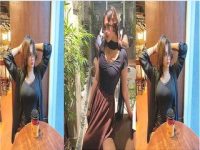 Horny Desi Ladki Video Call Pe Chuut Par Ungli Kar Rahi Hai