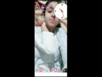 Young Girl Chamet Par Apne Chuchi Aur Chut Dikha Rahi Hai
