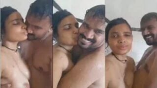 Jeja Ne Nahate Samai Sali Ke Chuchi Daba Kar Nanga Hokar Maja Liya