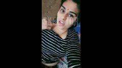 Tango Live Par Apne Chuchi Dikhakar Gandi Gandi Baatein Ki