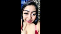 Bade Chuchi Wali Ladki Ka Tango Live