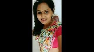 Indian Shadi Shuda Mahila Ek Kamre Mein Sex Kar Rahi Hai