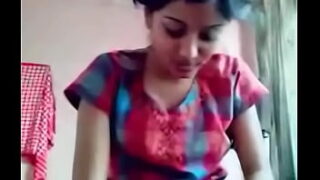 Naya Shadi Shuda Mahila Apane Pati Ka Lund Choos Rahi Hai